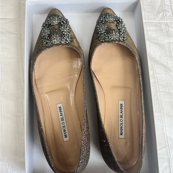 Manolo Blahnik Gold Glitter Fabric Jewel Buckle Flat Pumps Size 39 - Picture 3 of 11